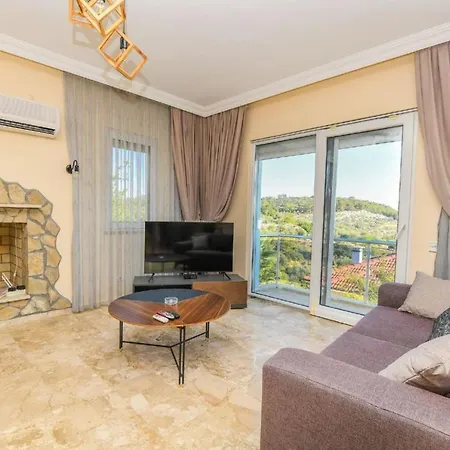 Exclusive 3 Bedroom Overlooking Patara Beach, 1007 빌라 페티예